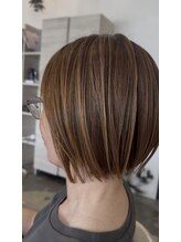 ボンドヘアステージ 良福寺店(BOND hair stage) 細めハイライトで叶える、大人の透明感カラー
