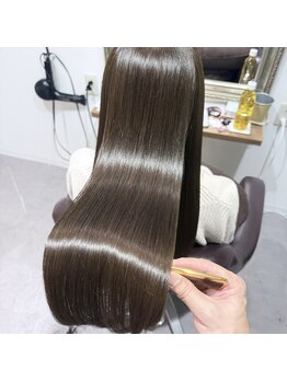 アルファヘアサロン 上津バイパス店(alpha hair salon)の写真/半個室型髪質改善専門のサロンだから提供できるダメージ改善♪柔らかく艶やかな美髪へ♪