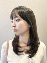 リヴナ(Livna)&nbsp;ミントグレージュとレイヤーカット◎