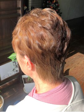 レディースタイルすぎやま ふんわりショートヘア