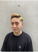 金髪七三オールバック