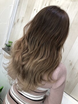 アネラ(Anela) ナチュラルベージュグラデーション【平本】