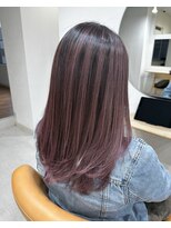 イト(ito.)&nbsp;ピンクラベンダーバレイヤージュ_前髪パーマグレーベージュ