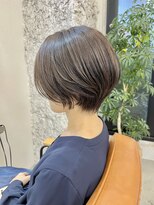 セム(sem) ショートボブ×白髪ぼかしハイライト×髪質改善カラー