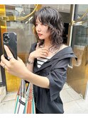ミディアムウルフパーマ黒髪ロングパーマ