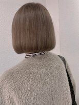 ジェナ(Jena)&nbsp;グレージュのミニボブ