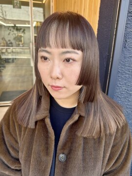 オアシス(oasis) 【oasisオグラ】個性派ブラントレイヤーカット/インナーカラー