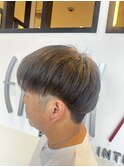 オリーブベージュ