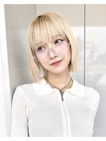 ホロ 渋谷(hollo)&nbsp;切りっぱなしボブタッセルボブレイヤーボブハイトーンボブ