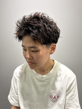 フライ 東通り店(Frei) スパイキーショート