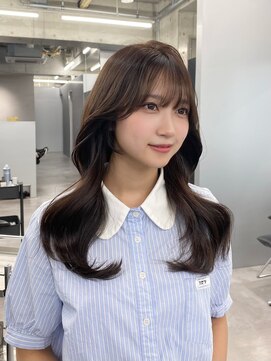 レイヤーカット×ブリーチなしグレージュ sayuri