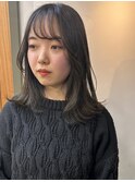 顔まわりで可愛く見せるナチュラルミディアム