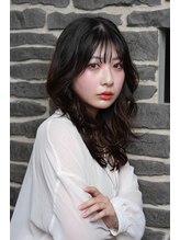 抜け感抜群！こなれパーマ