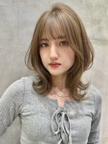ロンドネートゥル 新潟(Lond naitre)&nbsp;新潟／ミディアムレイヤー/くびれ／顔まわり／ダークアッシュ