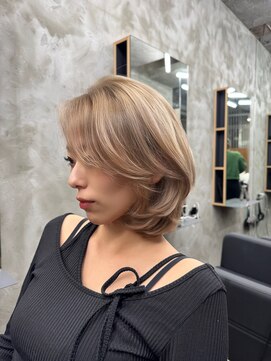 エッセンザ 梅田(ESSENZA) レイヤーボブ