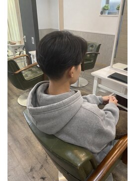 ルッカランス 経堂店(Lucca Lance) ナチュラルマッシュ/ニュアンスパーマ/刈り上げ