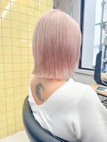 ヒビヲ 天神警固(HIBIO) ショートボブ切りっぱなしボブタッセルボブブリーチダブルカラー