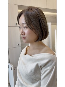 アナ ラーナ(Anna Lanna) 柔らかオリーブグレージュ×柔らかボブ