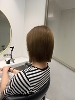プラス(PLUS) 艶感ボブで綺麗なスタイルを