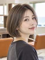 トリッカ 葉山(tricca) 白髪ぼかし/AVEDAカラーで柔らかなグレージュ