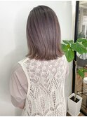 グレージュカラー/ブリーチ2回/外はねスタイル
