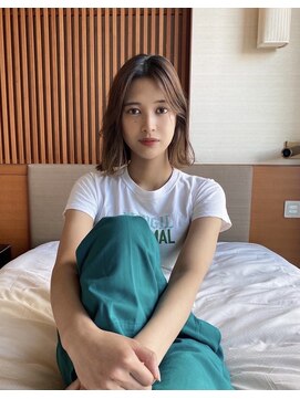 ナンバースリー 綱島店(Number Three) センターパート▽ 切りっぱなしボブ ▽3【Number Three 綱島】