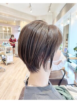 パフューム バイ アフロート 松戸八柱(Perfume by afloat) 20代30代40代　大人ショート