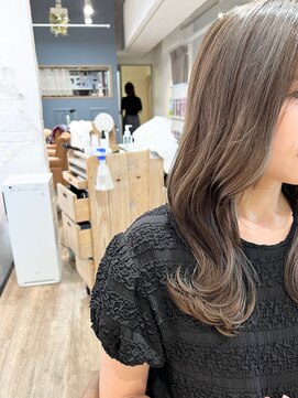 マカナ(makana) 透明感カラー