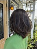 オリーブベージュ