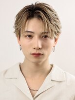 オーシャントーキョー 原宿(OCEAN TOKYO)&nbsp;韓国ヘアカルマパーマコンマバングセンターパートハイトーン