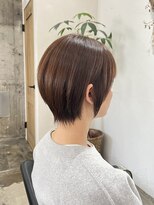 ヴィップルーム(viproom)&nbsp;ツヤ髪スタイルニュアンスカラーショートボブセンターパート