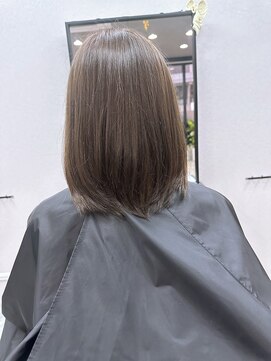 ログ(L.O.G) 【オススメNo.1】カット+ダメージレスカラー+トリートメント