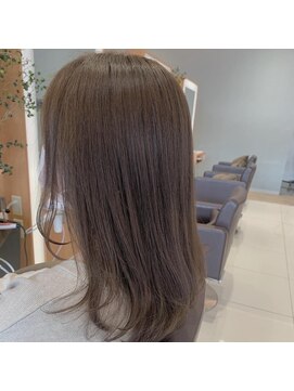 ルミナスビューティーケア(Luminous beauty care) 透け感ベージュカラー