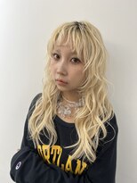 バズ(BUZZ) 【イエベ春】抜きっぱなしブロンド×レイヤーカット