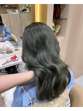 プアメリア 名古屋(Puamelia) オリーブグレージュ