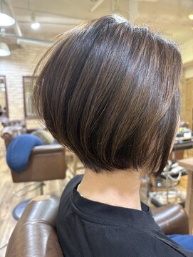 リュッカ(Lycka) 小顔ショート