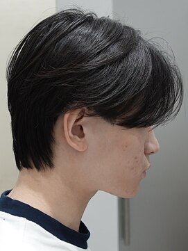 カルム(kalm) メンズセンターパートウルフセンターパートニュアンスパーマ襟足