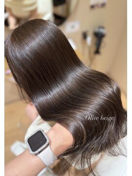 ジーナ 南船橋(Zina) ☆透明感たっぷりオリーブベージュ赤み消しカラー☆Zina南船橋