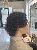 スパイラルパーマ アップバング 刈り上げ 眉毛 メンズパーマ