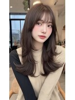 レス(Les.)&nbsp;ミディアムレイヤーバタフライカットハッシュカットダークグレー