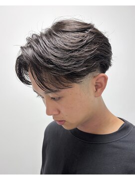 アクロ(ACRO) 広島メンズ/海外風フェザー/フェザーパーマ