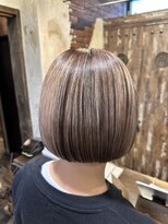 ヘアー クリエイト カルバリ(HAIR CREATE Calbari) ミルクティーベージュ×ブロックカラー