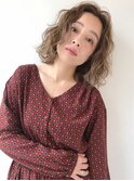 【LA PENSEE】大人かわいい外ハネボブ ベージュ エアリーミディ