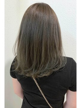 ラエティス(Laetus) 透け感オリーブアッシュ/Ｗカラー/縮毛矯正【Laetus大和西大寺】