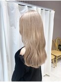 ことりベージュ fromis_9ナギョン髪色 ミルクティーカラー