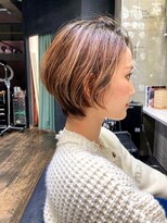 ロビー 表参道(ROBBY)&nbsp;前下がりショート／大人ショート／表参道／30代40代50代