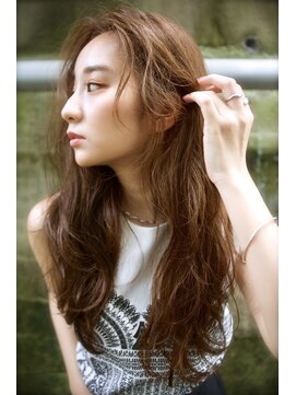 グランアージュ 船橋南口店(grandage) 30代から垢抜ける/長め前髪ミディアム/ウェーブ[船橋]