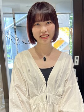 ラミエバイメルト 下北沢(lamie by melt) 村上/チェリーレッド切りっぱなしボブ ブリーチなしダブルカラー