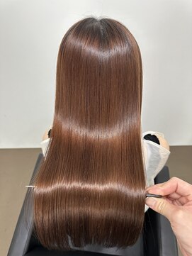 イオエ 岡本(ioe) 前髪/マチルダボブ/ピンクベージュ/インナーグレージュ/髪質改善