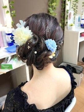 ジェネータ 新横浜店(GENETA) サイドシニヨン【新横浜/ヘアセット】